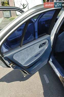 Седан Nissan Primera 1991 в 