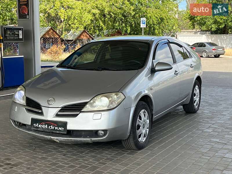 Nissan Primera 2003