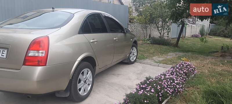 Седан Nissan Primera 2003 в Павлограді