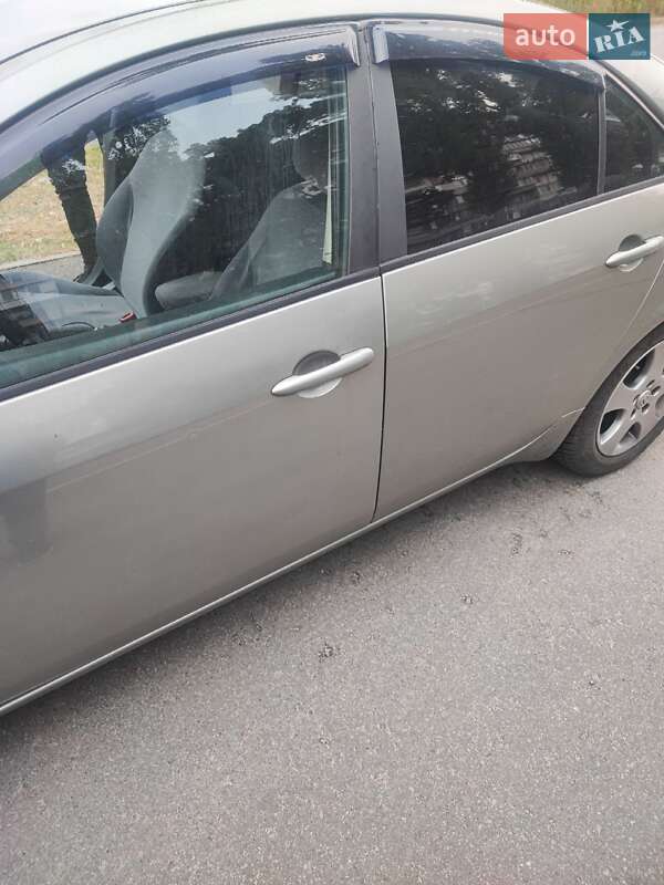 Седан Nissan Primera 2005 в Києві
