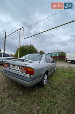 Седан Nissan Primera 1994 в Врадиевке