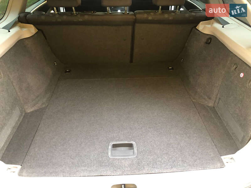 Універсал Nissan Primera 2006 в Луцьку