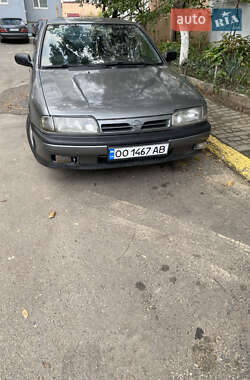 Седан Nissan Primera 1990 в Белгороде-Днестровском
