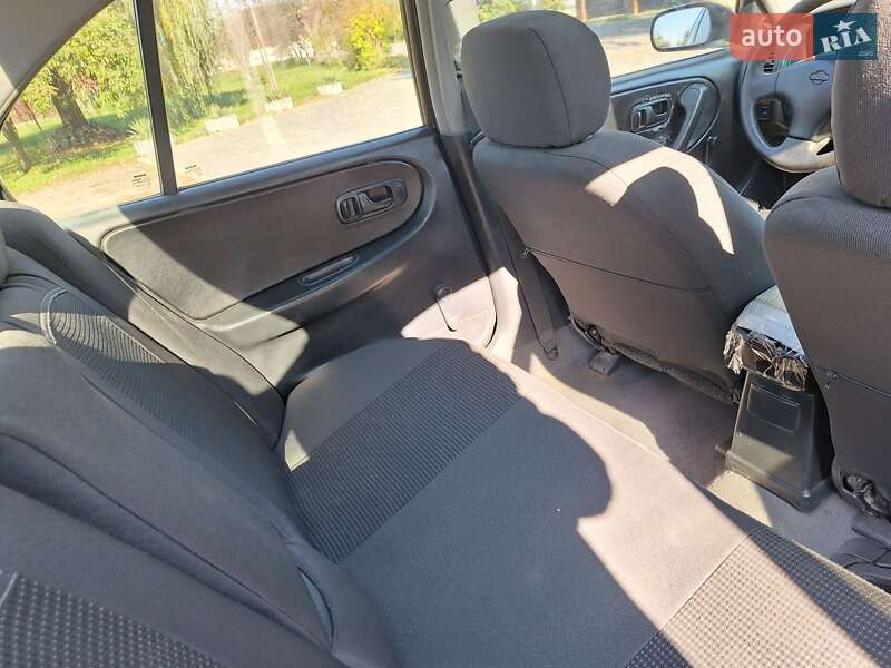 Седан Nissan Primera 1994 в Черновцах фото 23 Седан Nissan Primera 1994 в Черновцах