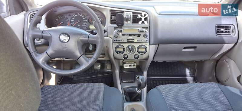 Седан Nissan Primera 2001 в Тростянце фото 9 Седан Nissan Primera 2001 в Тростянце