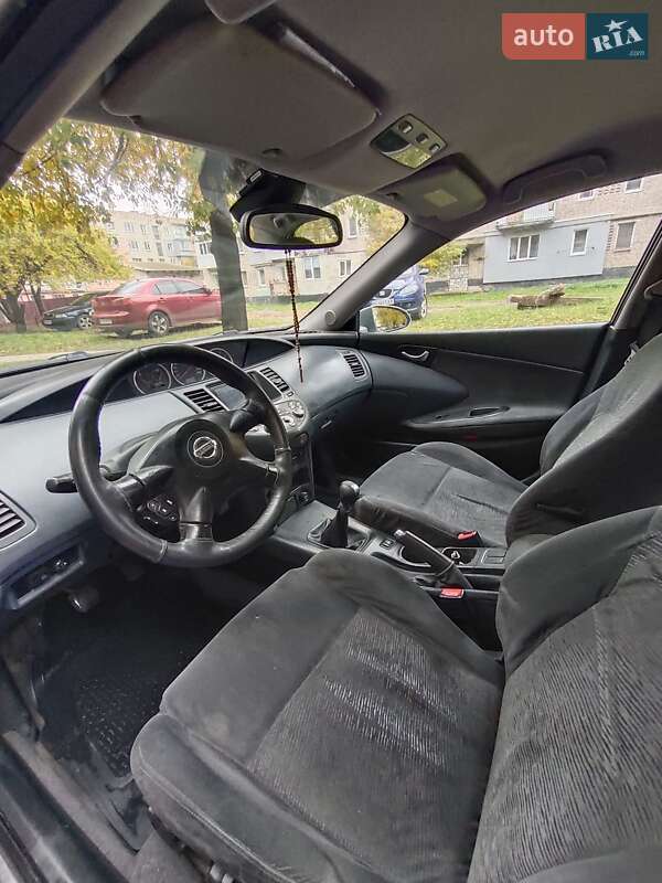 Седан Nissan Primera 2004 в Шептицькому
