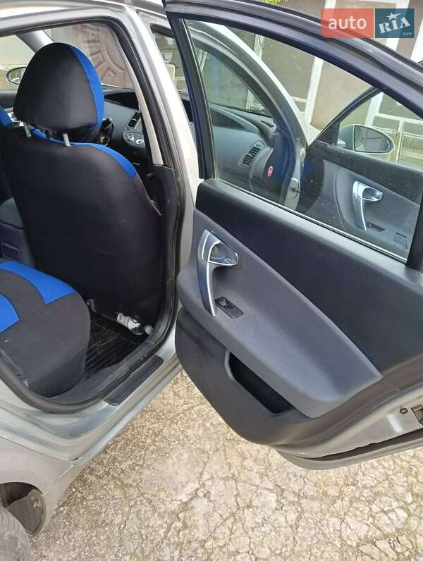 Седан Nissan Primera 2006 в Білгороді-Дністровському