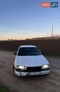 Седан Nissan Primera 1993 в Одессе Седан Nissan Primera 1993 в Одессе
