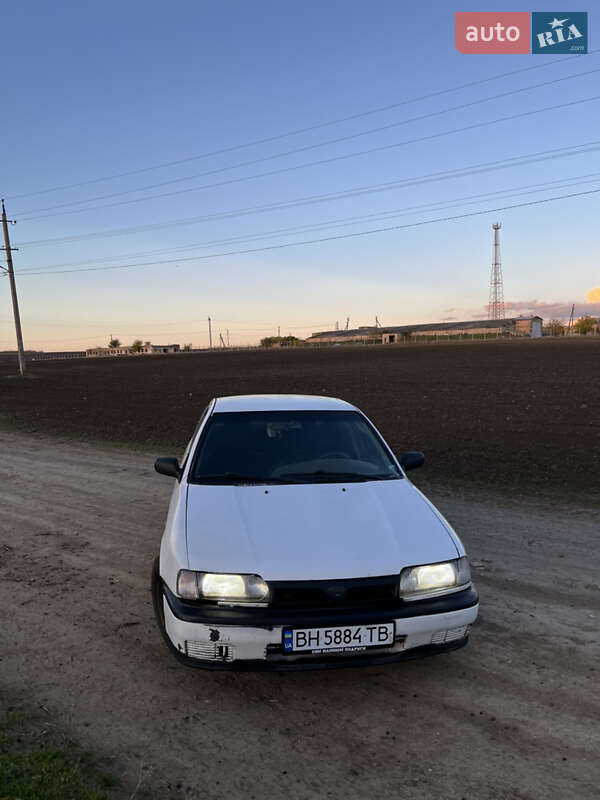 Nissan Primera 1993 Nissan Primera 1993