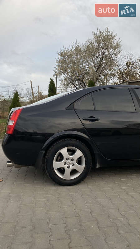 Седан Nissan Primera 2004 в Южном