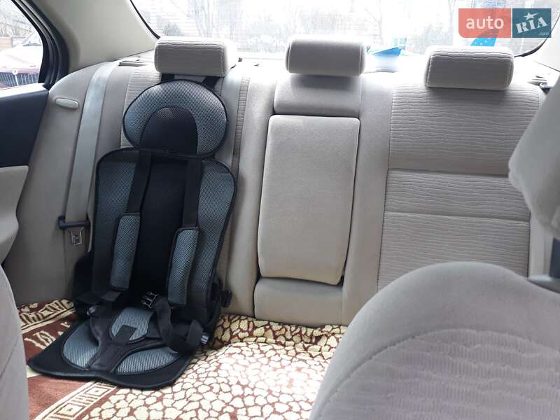 Седан Nissan Primera 2004 в Одесі