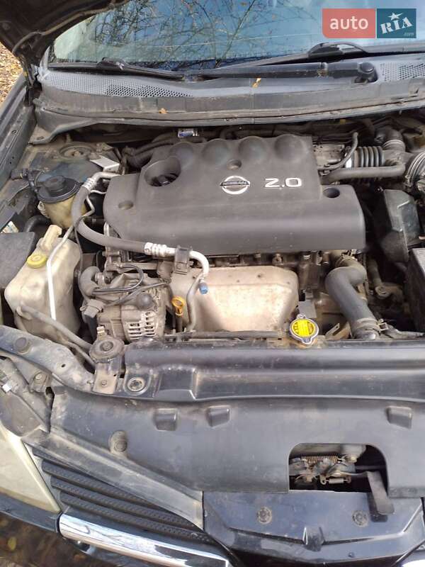 Седан Nissan Primera 2005 в Сумах