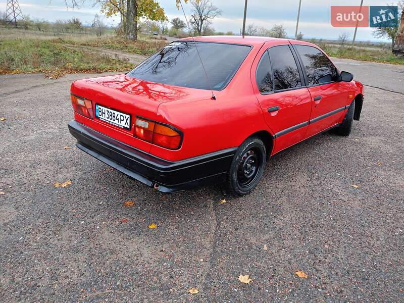 Седан Nissan Primera 1990 в Граденицах фото 8 Седан Nissan Primera 1990 в Граденицах