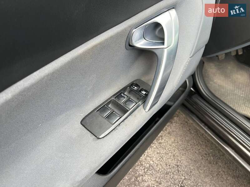 Ліфтбек Nissan Primera 2006 в Києві