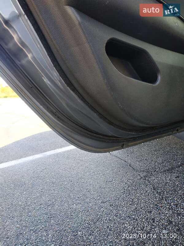 Седан Nissan Primera 2004 в Києві фото 40 Седан Nissan Primera 2004 в Києві