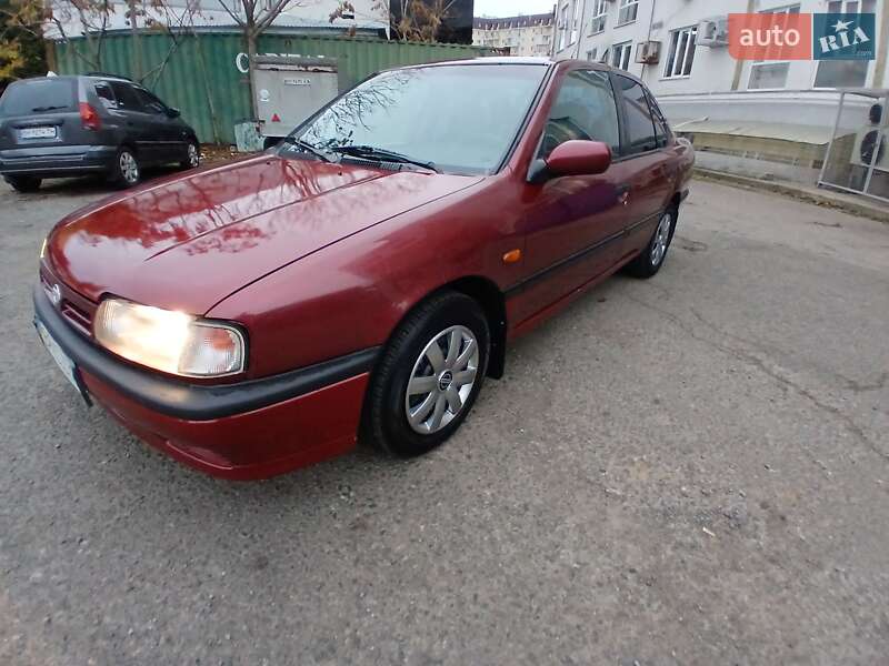 Седан Nissan Primera 1996 в Одессе