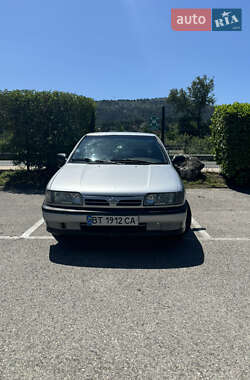 Седан Nissan Primera 1991 в Городенці