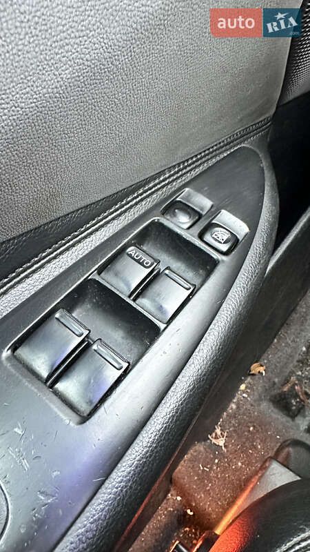 Седан Nissan Primera 2002 в Ворзелі