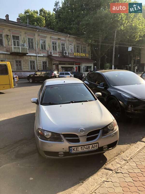 Седан Nissan Primera 2003 в Кривому Розі