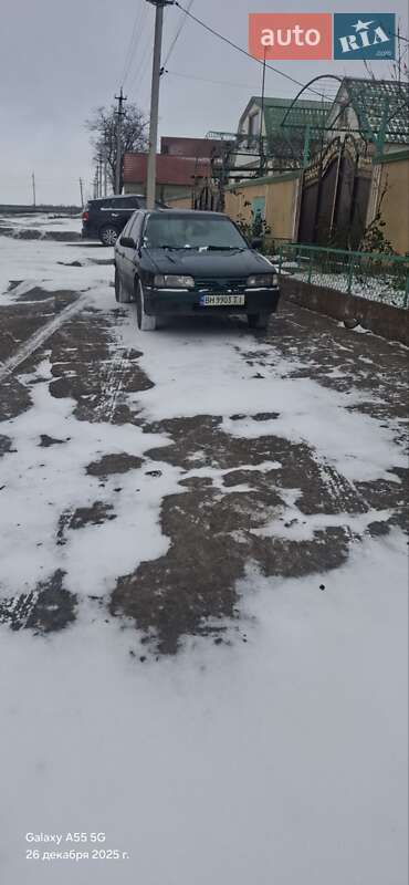 Хетчбек Nissan Primera 1994 в Березівці