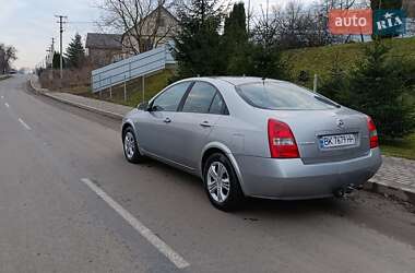 Седан Nissan Primera 2005 в Дубно
