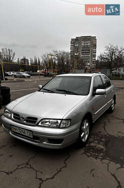 Седан Nissan Primera 1998 в Одессе
