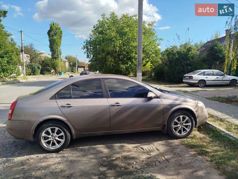 Nissan Primera 2006
