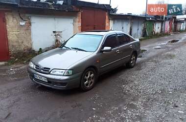 Седан Nissan Primera 1998 в Вінниці