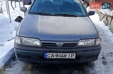Седан Nissan Primera 1994 в Олександрії