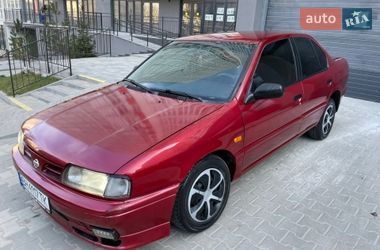 Седан Nissan Primera 1995 в Одесі