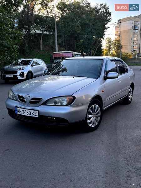 Nissan Primera 2001
