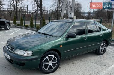 Лифтбек Nissan Primera 1998 в Старом Самборе