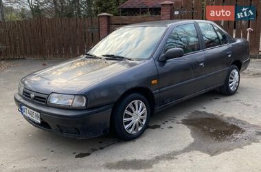 Седан Nissan Primera 1994 в Ивано-Франковске