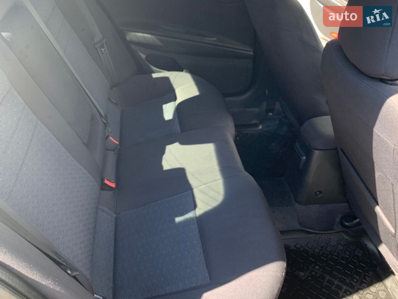 Лифтбек Nissan Primera 2004 в Обухове фото 36 Лифтбек Nissan Primera 2004 в Обухове