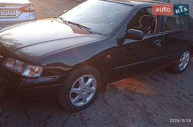 Ліфтбек Nissan Primera 1998 в Дніпрі