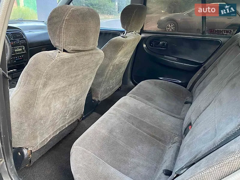 Nissan Primera 1992 VIN SJNFCAP10U0305098 фото оголошення 6 з 36