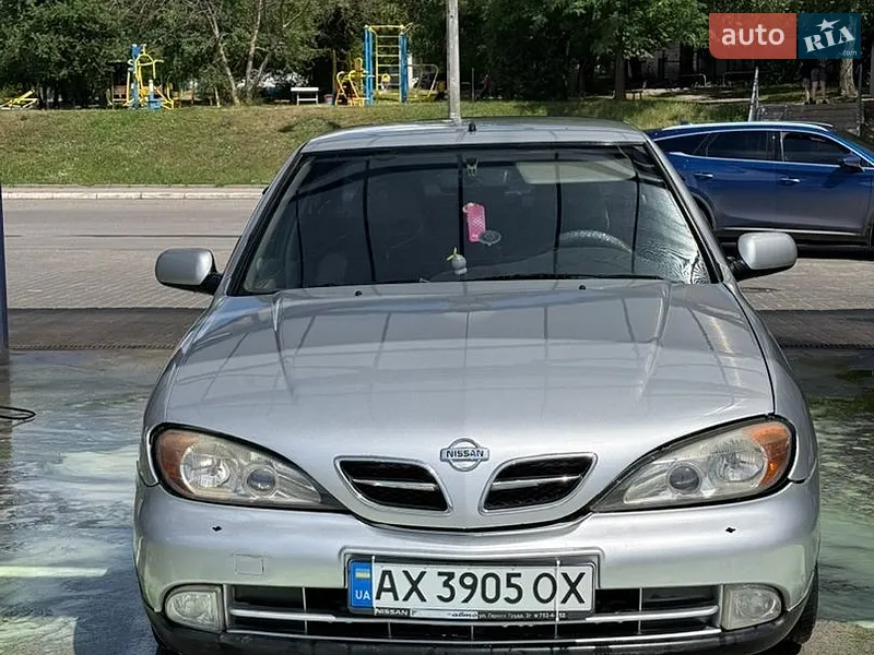 Nissan Primera 2001