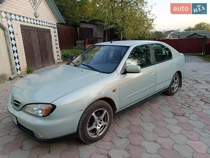 Nissan Primera 2001