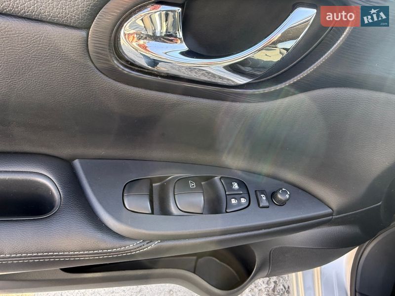 Хэтчбек Nissan Pulsar 2016 в Ужгороде