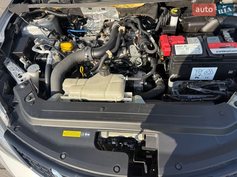 Хэтчбек Nissan Pulsar 2016 в Ужгороде