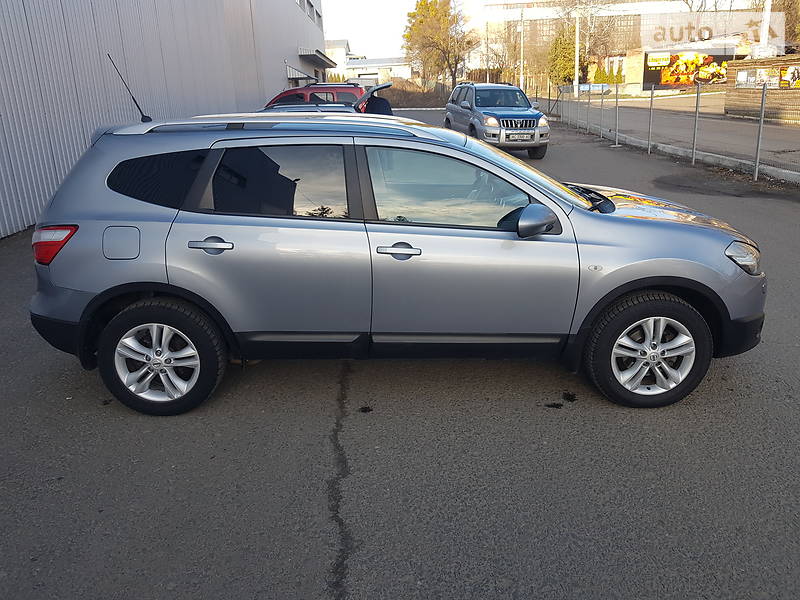 Універсал Nissan Qashqai+2 2010 в Луцьку