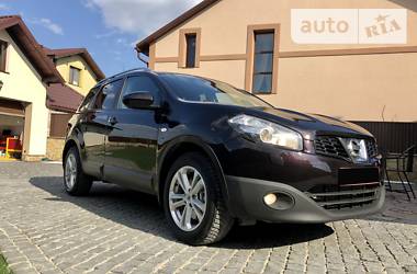 Позашляховик / Кросовер Nissan Qashqai+2 2010 в Тернополі