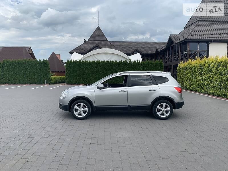 Позашляховик / Кросовер Nissan Qashqai+2 2009 в Стрию