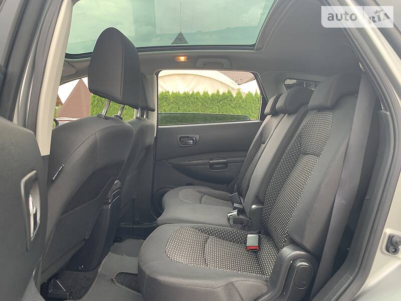 Позашляховик / Кросовер Nissan Qashqai+2 2009 в Стрию