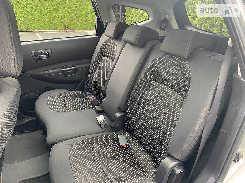 Позашляховик / Кросовер Nissan Qashqai+2 2009 в Стрию