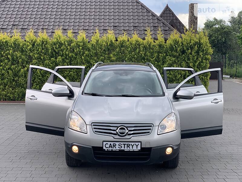 Позашляховик / Кросовер Nissan Qashqai+2 2009 в Стрию