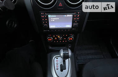 Внедорожник / Кроссовер Nissan Qashqai+2 2011 в Черновцах