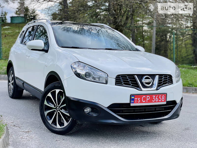 Позашляховик / Кросовер Nissan Qashqai+2 2011 в Трускавці