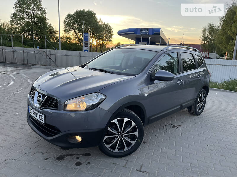 Внедорожник / Кроссовер Nissan Qashqai+2 2010 в Самборе