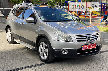 Позашляховик / Кросовер Nissan Qashqai+2 2009 в Івано-Франківську